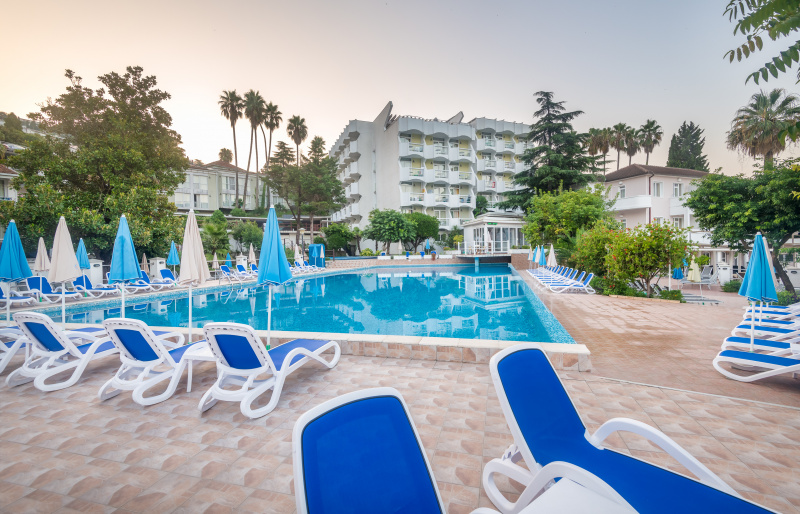 Outdoor pool and sun deck at Hunguest Hotel Sun Resort