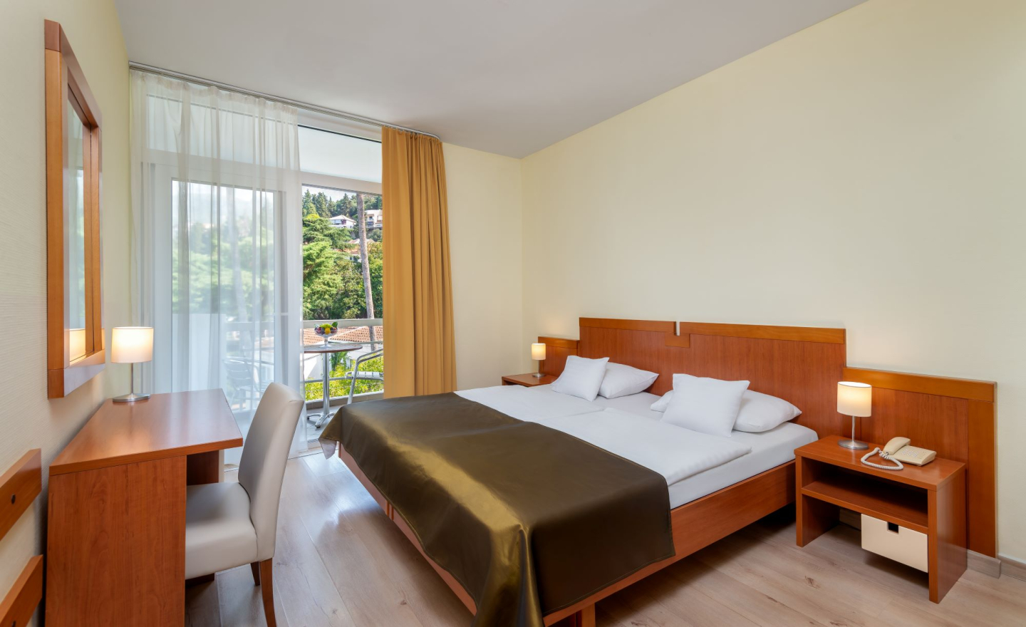 Deluxe Double Room at Hunguest Hotel Sun Resort